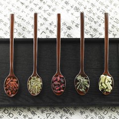魚鱗病首選藥參歸潤燥搽劑，規范使用參歸潤燥搽劑